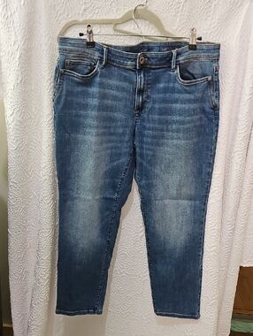 J Jill Authentic Fit Slim Ankle 14P